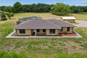 3501 Austin Trail Ln, Plant City, FL 33565 - Photo 1