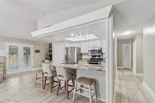 4706 Wandering Way, Tampa, FL 33624 - Photo 15
