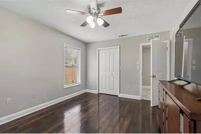 4706 Wandering Way, Tampa, FL 33624 - Photo 17
