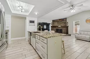 4706 Wandering Way, Tampa, FL 33624 - Photo 13