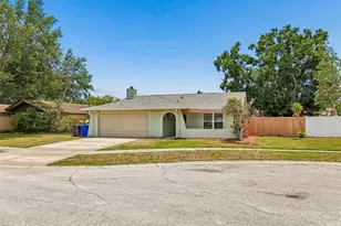 4706 Wandering Way, Tampa, FL 33624 - Photo 3