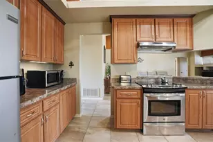 13415 Bolton Ct, Spring Hill, FL 34609 - Photo 15