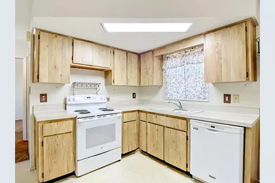 8406 Luray Drive, Port Richey, FL 34668 - Photo 15