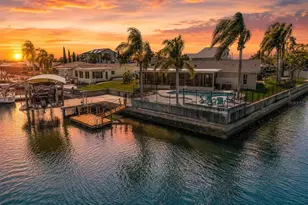 15722 Donzi Dr, Hudson, FL 34667 - Photo 3