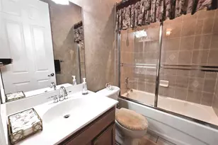 6402 Barcellona Rd, Land O Lakes, FL 34637 - Photo 35