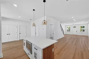4181 56th Ave N, Saint Petersburg, FL 33714 - Photo 17