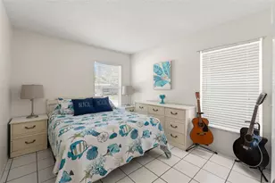 10520 Springwood Dr, Port Richey, FL 34668 - Photo 9