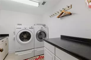 6000 2nd St S, Saint Petersburg, FL 33705 - Photo 43