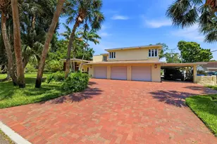 6000 2nd St S, Saint Petersburg, FL 33705 - Photo 5