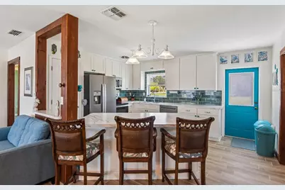 8212 Hayward Lane, Port Richey, FL 34668 - Photo 13