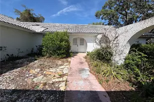 348 Hampshire Ave, Spring Hill, FL 34606 - Photo 3