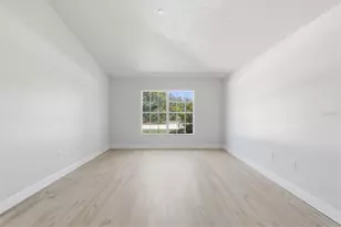 18063 Parrot Rd, Weeki Wachee, FL 34614 - Photo 25