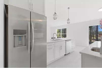 18063 Parrot Road, Weeki Wachee, FL 34614 - Photo 21