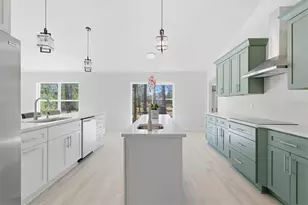 18063 Parrot Rd, Weeki Wachee, FL 34614 - Photo 19