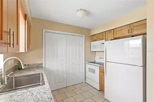 3052 Park Ln, Dunedin, FL 34698 - Photo 17