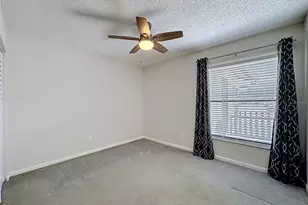 5406 Meadstone Ct, Tampa, FL 33624 - Photo 13