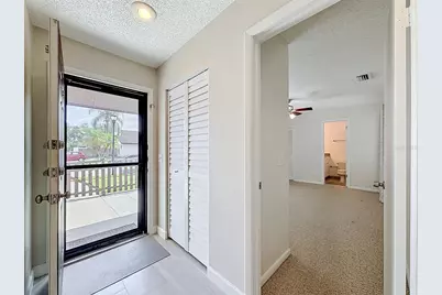 5406 Meadstone Ct, Tampa, FL 33624 - Photo 5