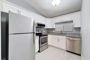 5406 Meadstone Ct, Tampa, FL 33624 - Photo 9