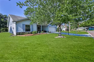 7088 Crown Oaks Dr, Spring Hill, FL 34606 - Photo 3