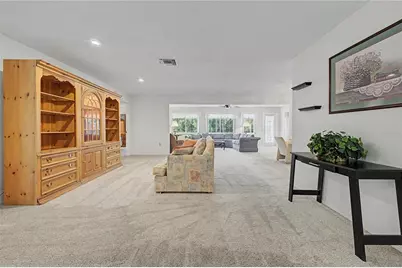 7088 Crown Oaks Drive, Spring Hill, FL 34606 - Photo 9