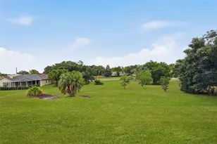 13440 Bolton Ct, Spring Hill, FL 34609 - Photo 5
