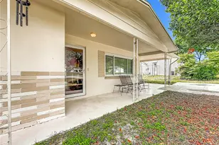 81 S Barbour St, Beverly Hills, FL 34465 - Photo 5