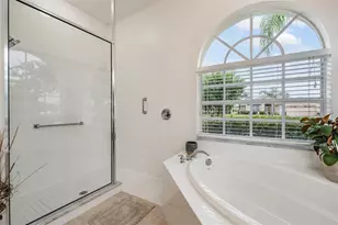 1624 Lakestone Dr, Trinity, FL 34655 - Photo 15