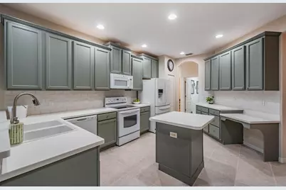 1624 Lakestone Drive, Trinity, FL 34655 - Photo 7