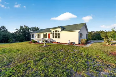 9712 US Highway 301, Dade City, FL 33525 - Photo 1