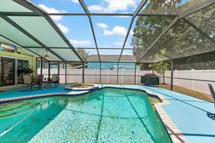 811 48th Ave N, Saint Petersburg, FL 33703 - Photo 21