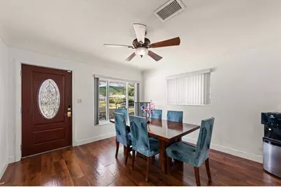 811 48th Avenue N, Saint Petersburg, FL 33703 - Photo 5