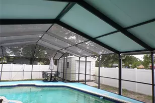 811 48th Ave N, Saint Petersburg, FL 33703 - Photo 23
