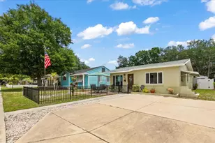 811 48th Ave N, Saint Petersburg, FL 33703 - Photo 3
