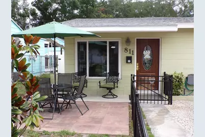 811 48th Avenue N, Saint Petersburg, FL 33703 - Photo 1