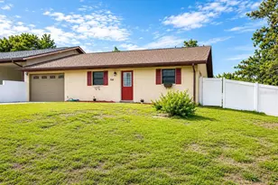 700 W Dampier St, Inverness, FL 34450 - Photo 1