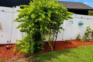 700 W Dampier St, Inverness, FL 34450 - Photo 15