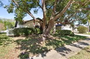 5243 Saltamonte Dr, New Port Richey, FL 34655 - Photo 3