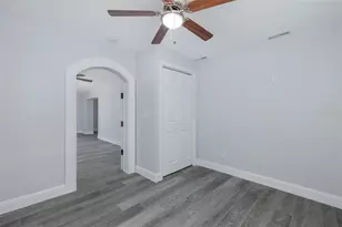1815 Driftwood Cir S, Oldsmar, FL 34677 - Photo 27