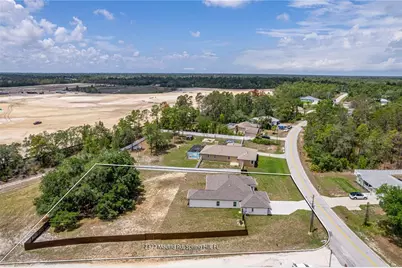 7372 Madrid Road, Weeki Wachee, FL 34613 - Photo 9