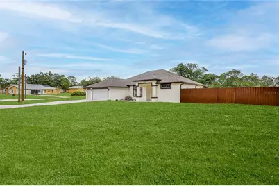 7372 Madrid Road, Weeki Wachee, FL 34613 - Photo 7