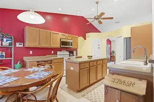 13056 Painted Bunting Ave, Weeki Wachee, FL 34614 - Photo 3