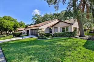 2662 Appleleaf Ct, Spring Hill, FL 34606 - Photo 3