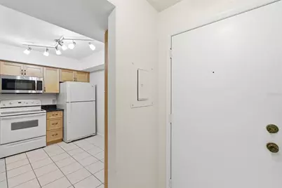 2733 Countryside Boulevard #108, Clearwater, FL 33761 - Photo 7