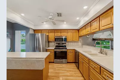 10836 Brookhaven Drive, New Port Richey, FL 34654 - Photo 3