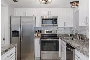 10117 Gardenia Ln, Port Richey, FL 34668 - Photo 15