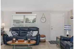 10117 Gardenia Ln, Port Richey, FL 34668 - Photo 9