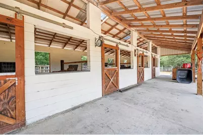 35600 Blanton Road, Dade City, FL 33523 - Photo 3