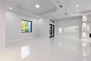 9201 Nightingale Rd, Weeki Wachee, FL 34613 - Photo 13