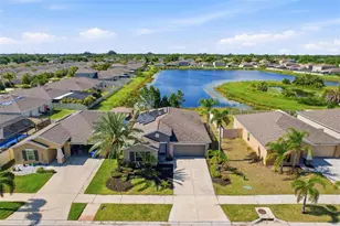 1801 Broad Winged Hawk Dr, Ruskin, FL 33570 - Photo 3