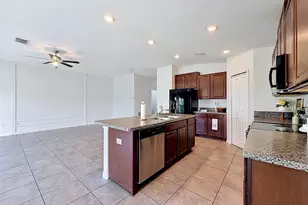 1801 Broad Winged Hawk Dr, Ruskin, FL 33570 - Photo 21